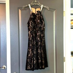 Women’s Betsy & Adam Black Mini Evening Dress size 2